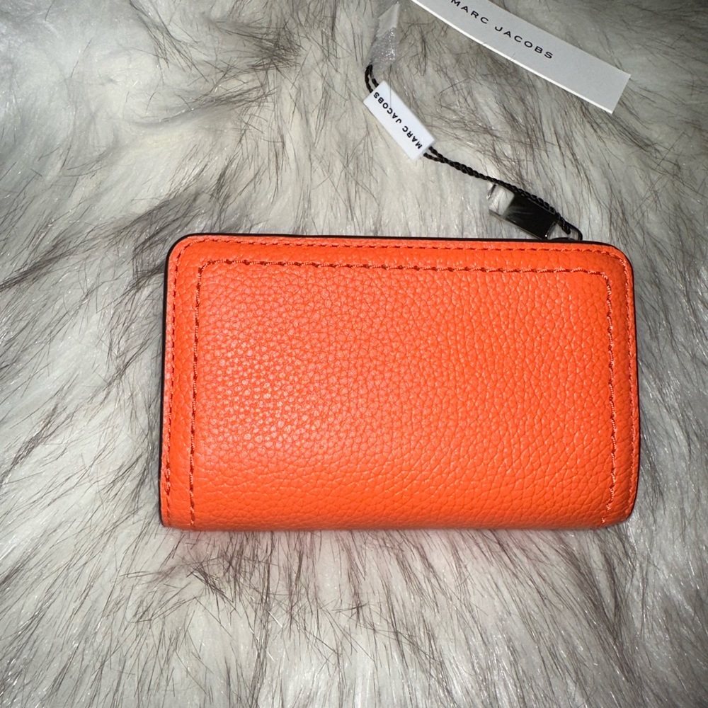 NWT Marc Jacobs wallet (medium) - Picture 5 of 11